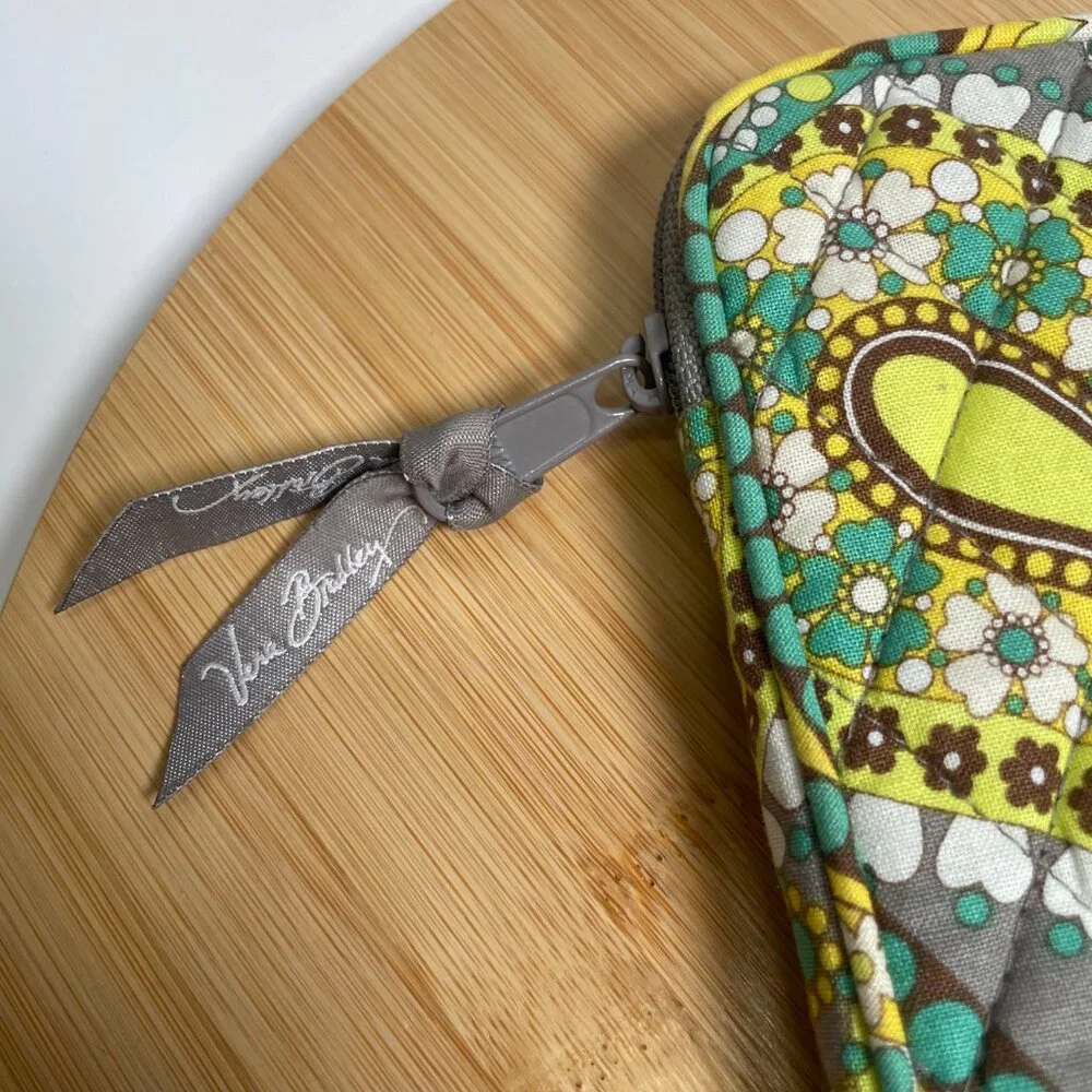 Vera Bradley E-Reader Sleeve Lemon Parfait Quilted Colorful Zipper Closure